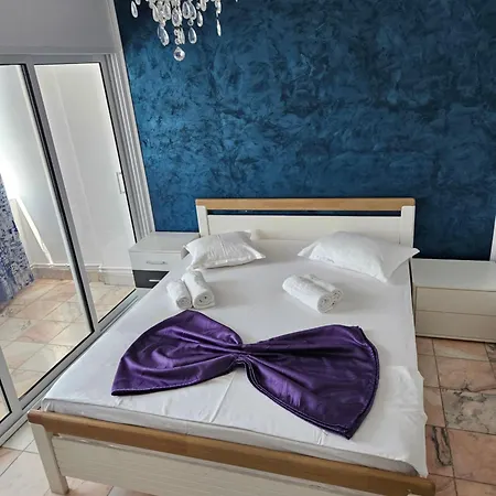 Maryy Guest house 4*