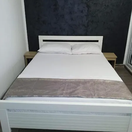 Maryy Guest house
